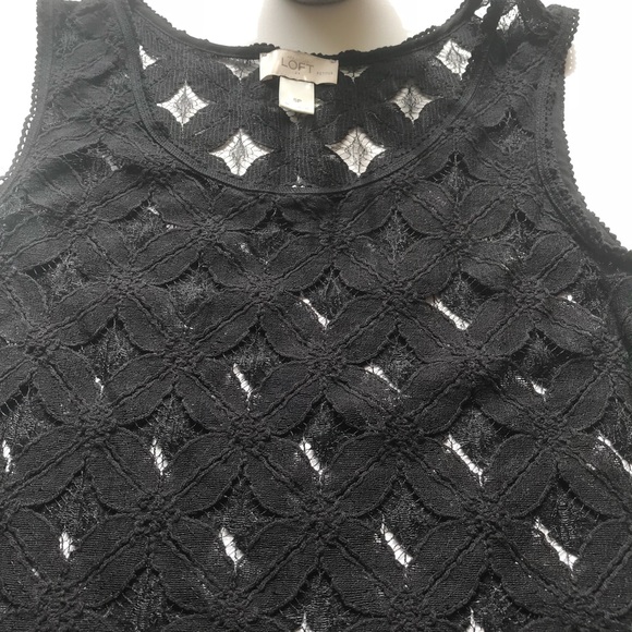 LOFT Lace Shell - Picture 2 of 5